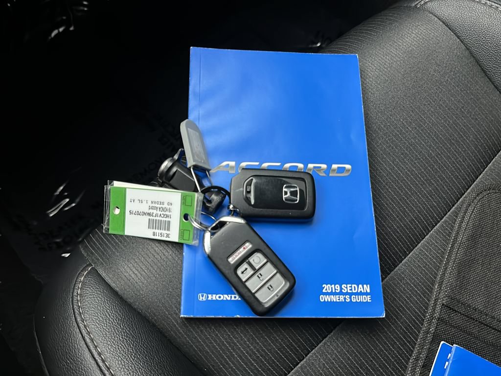 Used 2019 Honda Accord Sport image 28