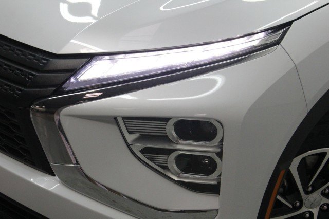 New 2026 Mitsubishi Eclipse Cross ES AWD/4WD image 2