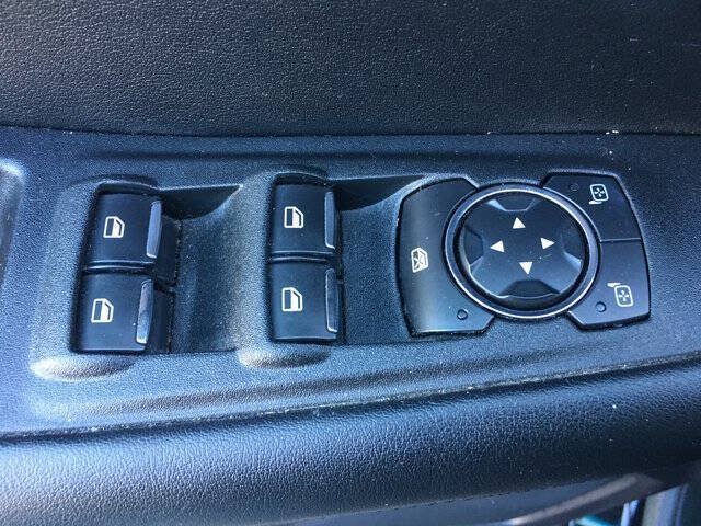 Used 2020 Ford Edge SE FWD image 14