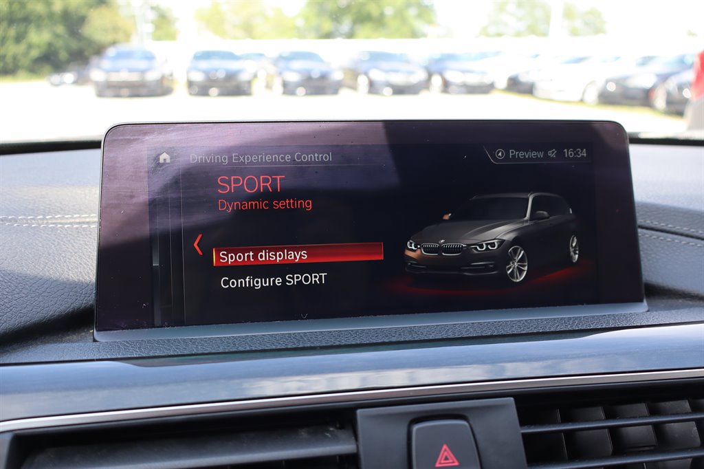 Used 2018 BMW 328d xDrive Wagon AWD/4WD image 30