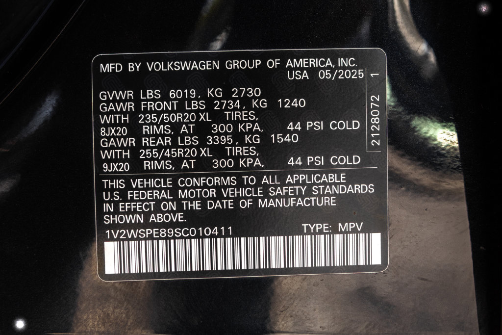 Used 2025 Volkswagen ID.4 Pro S AWD/4WD image 37