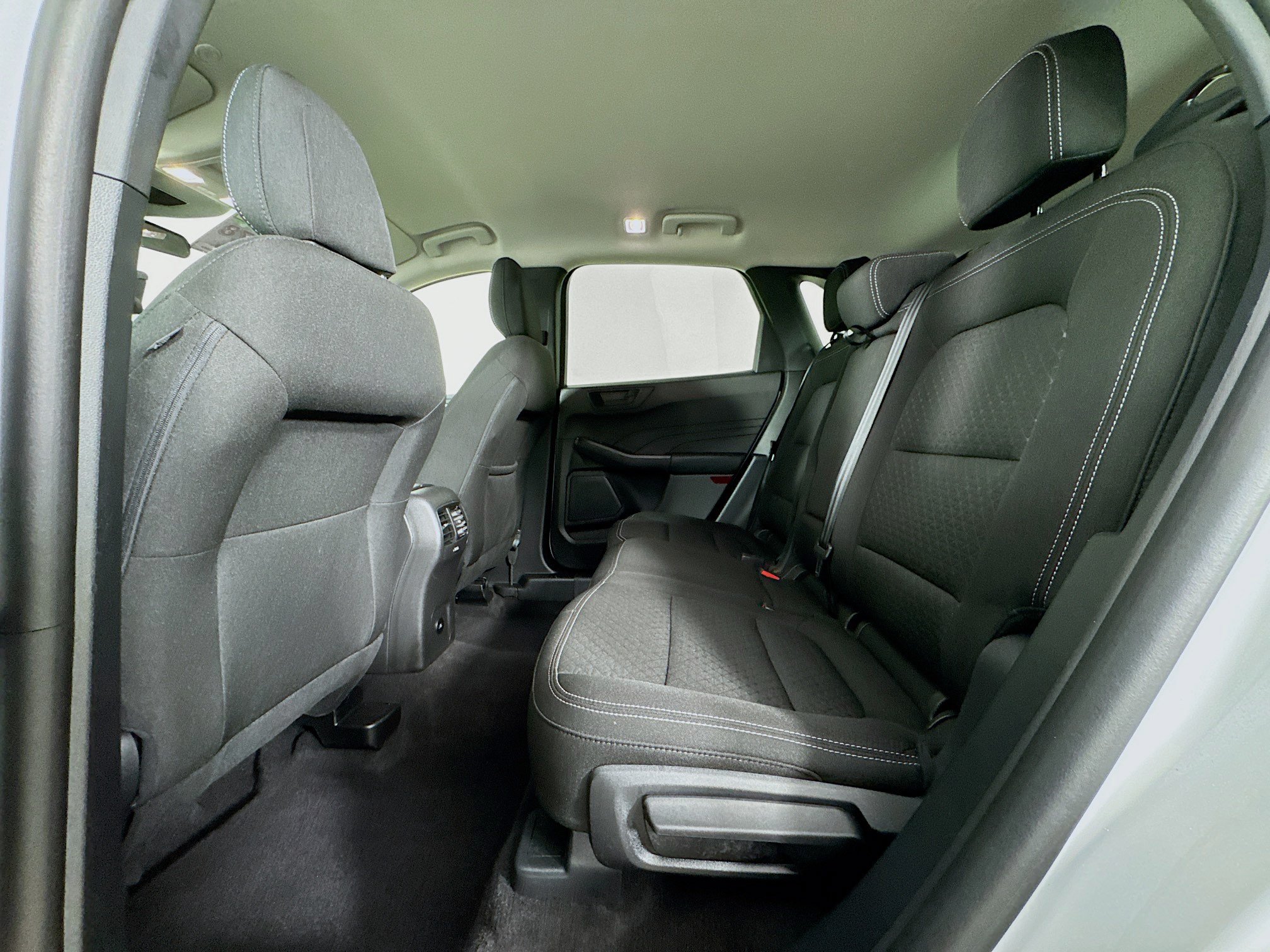 Used 2025 Ford Escape Active AWD/4WD image 23