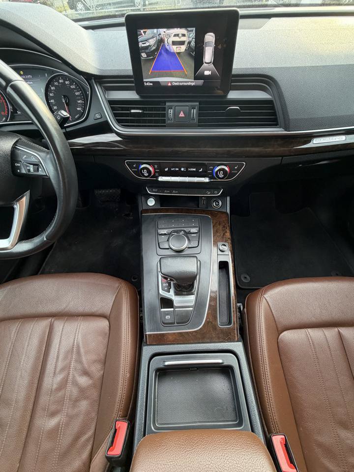 Used 2019 Audi Q5 2.0T Premium w/ Convenience Package AWD/4WD image 23