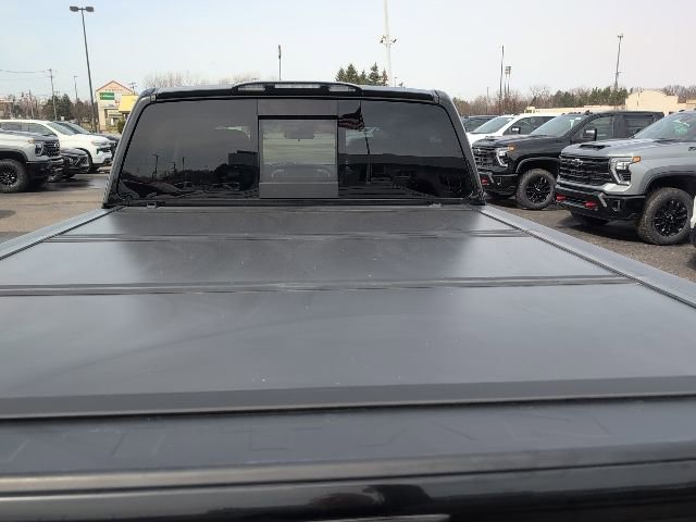 Used 2017 Nissan Titan PRO-4X image 7