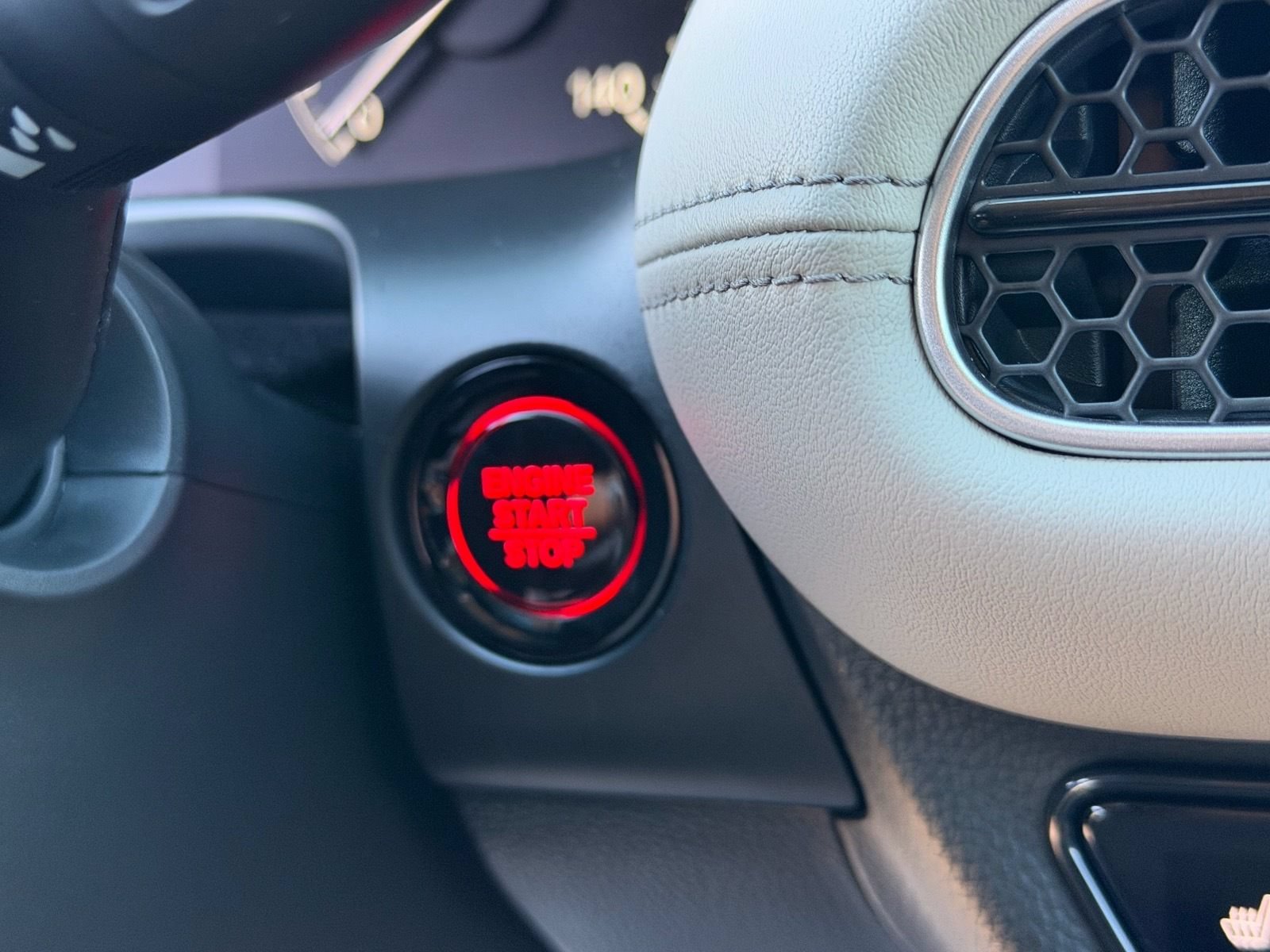 Certified 2026 Honda HR-V EX-L image 36