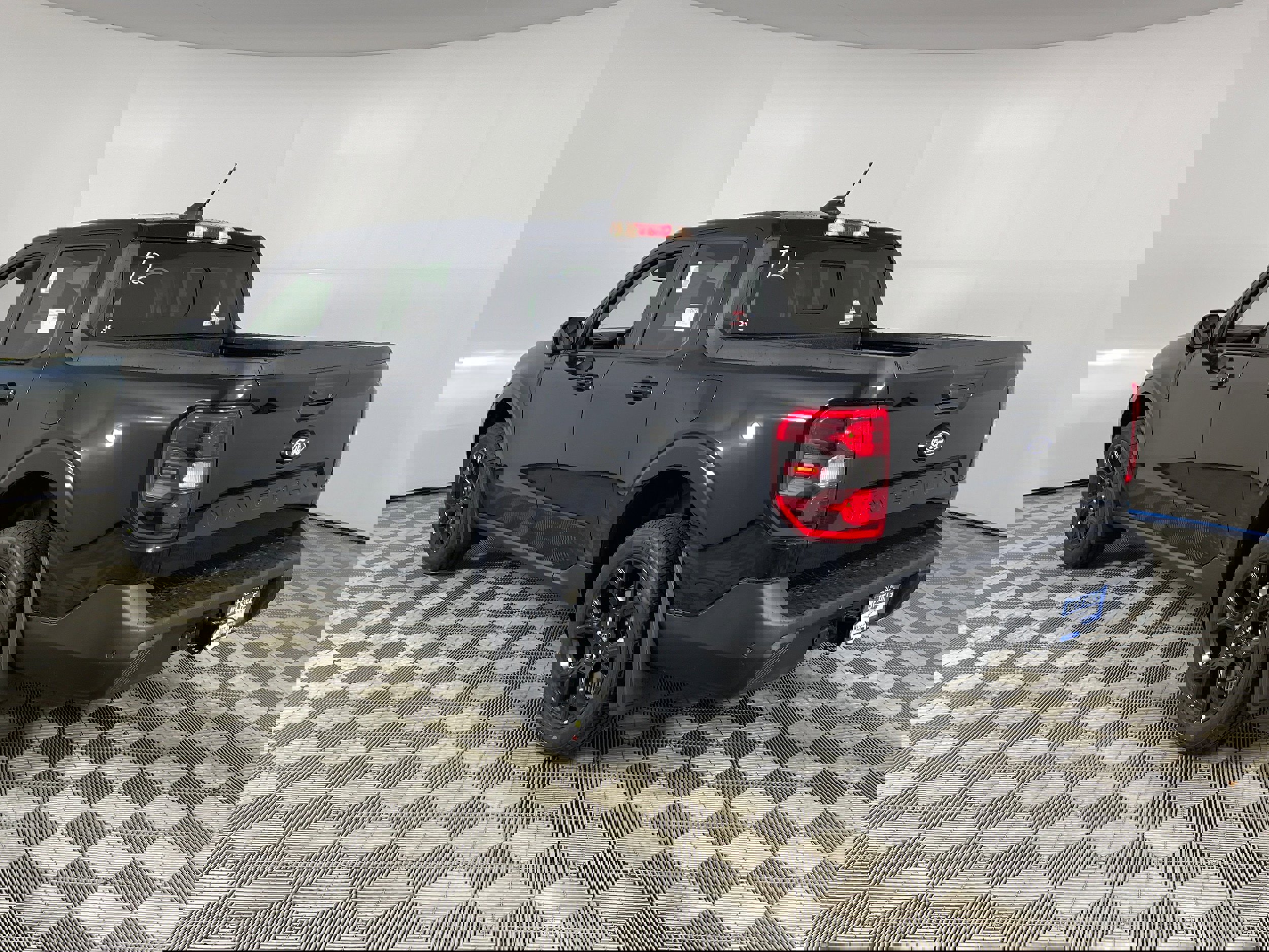 New 2026 Ford Maverick Lariat w/ Black Appearance Package image 5