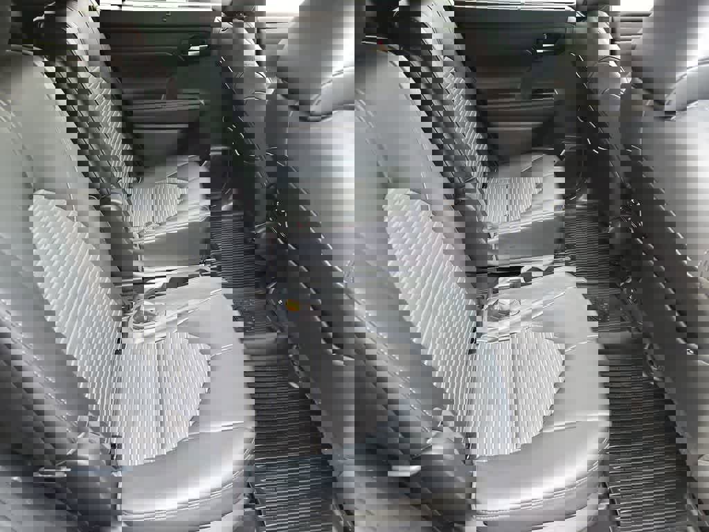 Used 2021 Toyota Highlander XSE image 22