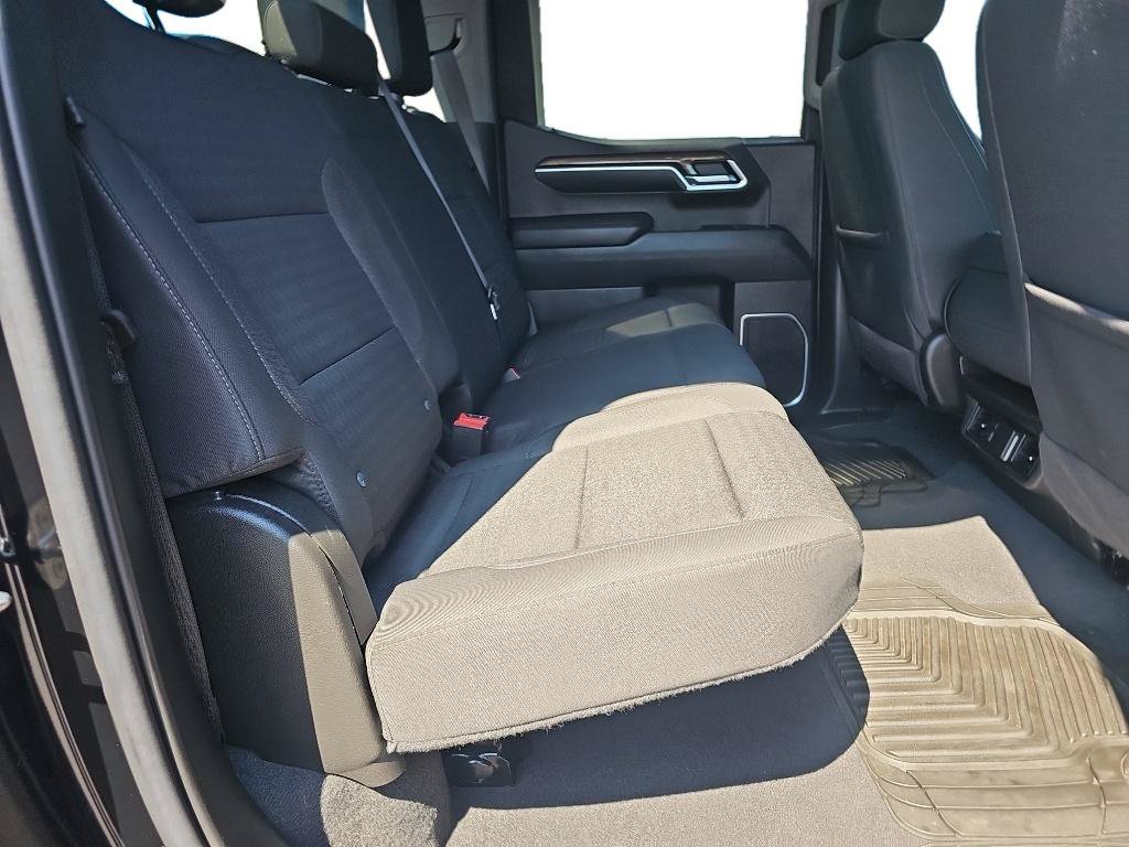 Used 2022 Chevrolet Silverado 1500 RST w/ Z71 Off-Road Package AWD/4WD image 11