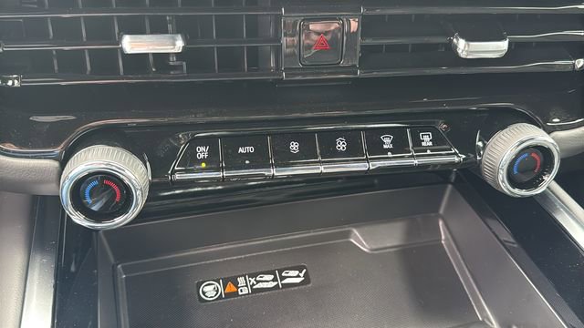 New 2026 Chevrolet Suburban Premier w/ Sun And Tow Package image 23