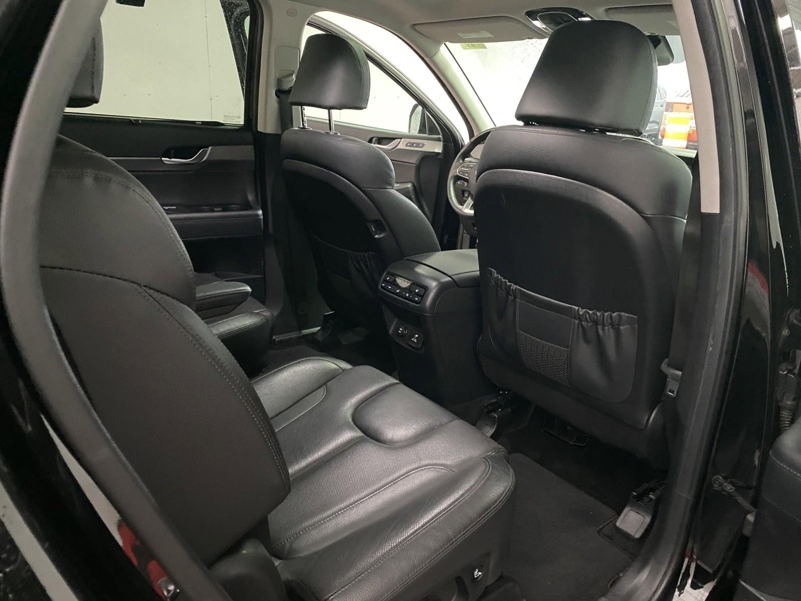 Used 2020 Hyundai Palisade SEL w/ Premium Package image 11