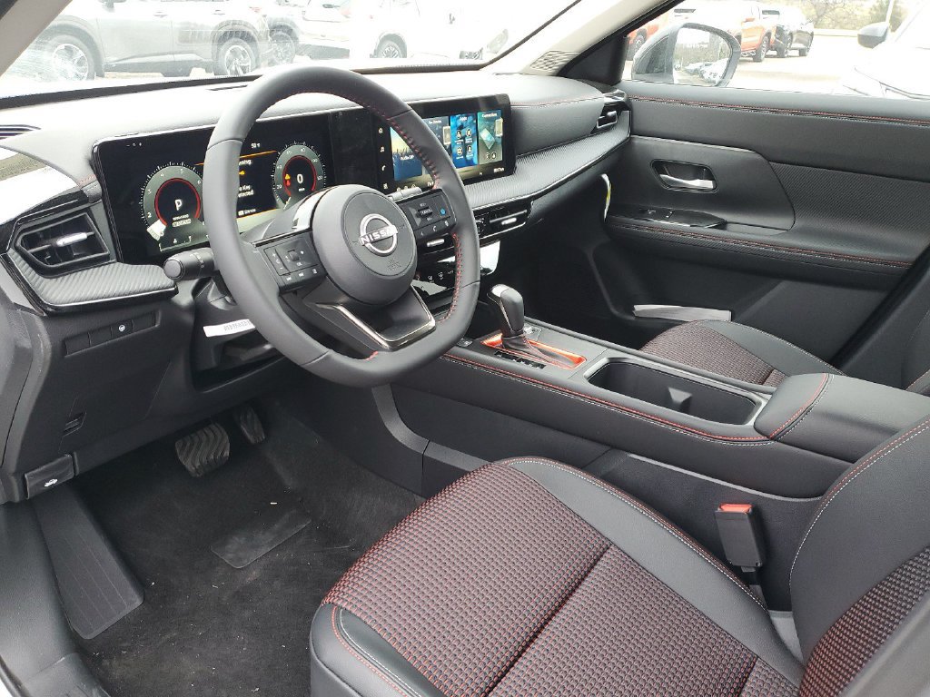 New 2026 Nissan Kicks SR w/ Cold Weather Package AWD/4WD image 19