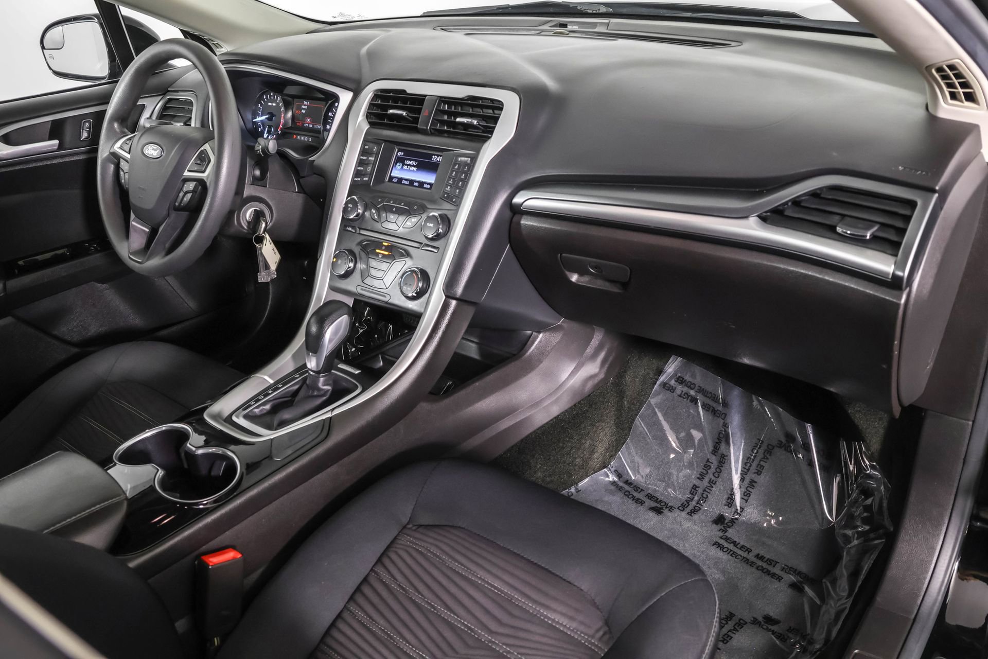 Used 2016 Ford Fusion SE image 41