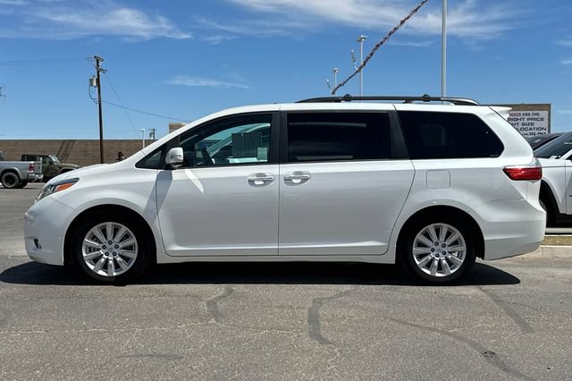 Used 2016 Toyota Sienna Limited FWD image 6