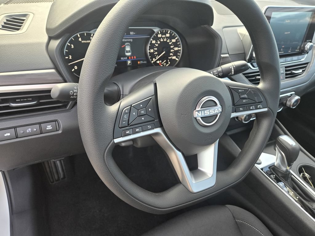 New 2026 Nissan Altima 2.5 SV FWD image 13