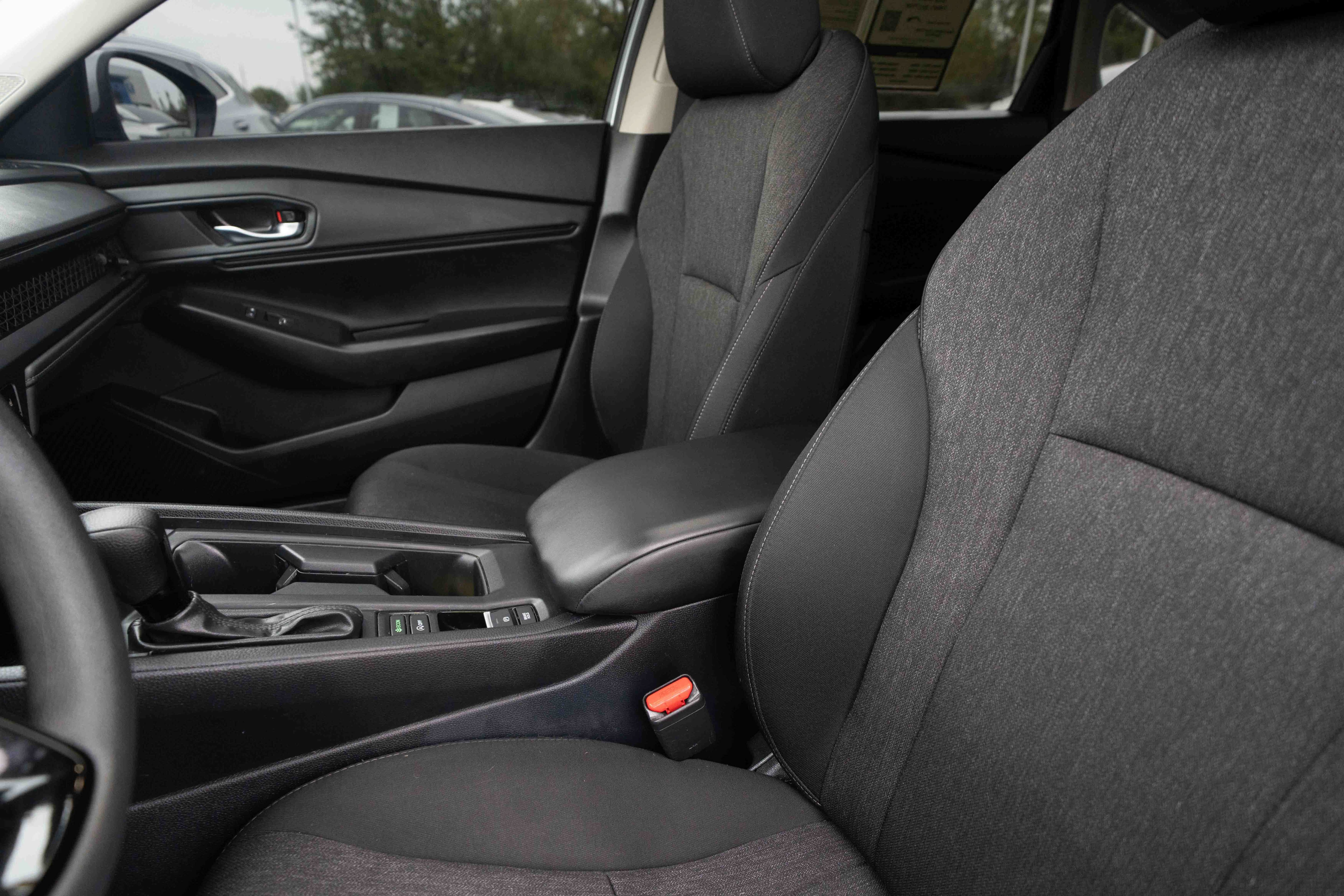 Used 2023 Honda Accord EX image 10