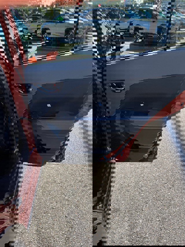 New 2025 Subaru Crosstrek 2.5i Limited w/ Popular Package #3A image 11