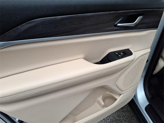 Used 2023 Jeep Grand Cherokee L Limited w/ Trailer Tow Group (B) image 17