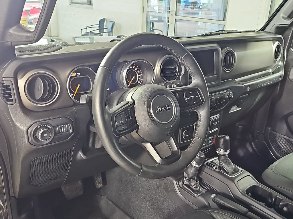 Used 2018 Jeep Wrangler Unlimited Sport S AWD/4WD image 19