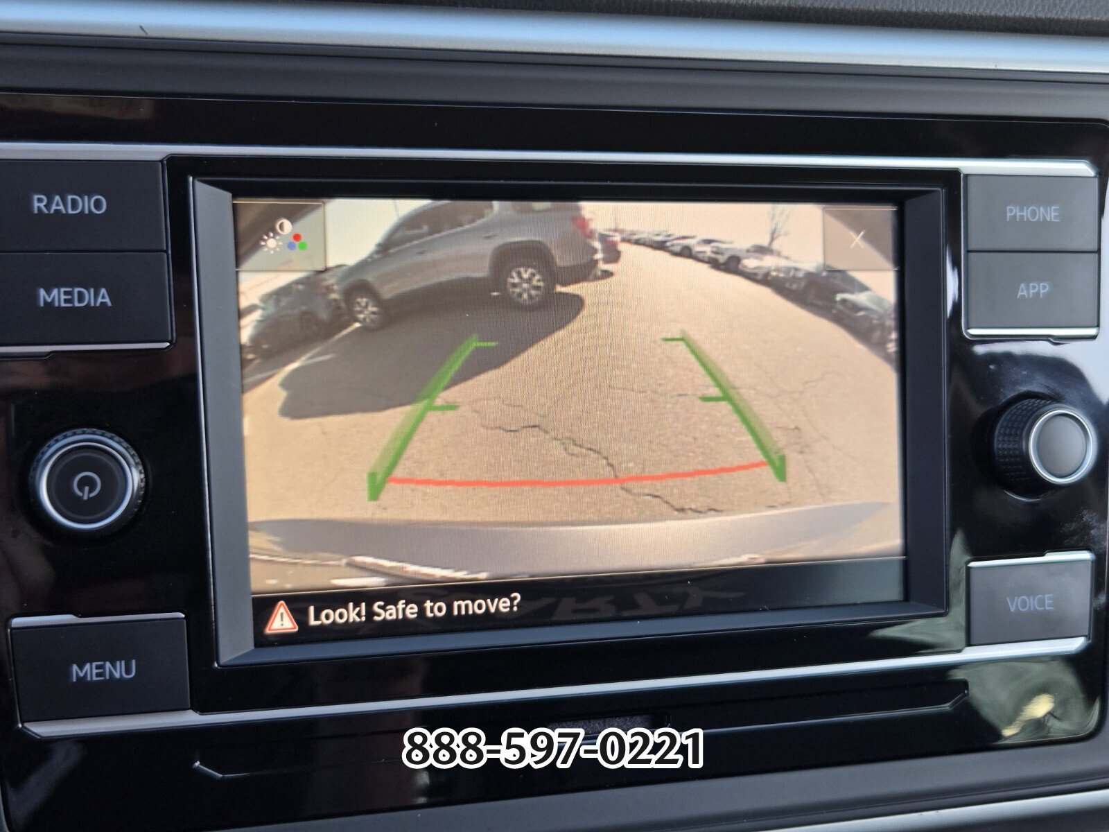 Used 2021 Volkswagen Atlas S image 24