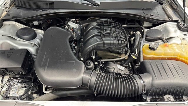 Used 2019 Chrysler 300 Touring w/ Sport Appearance Package image 34