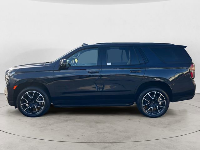 Used 2022 Chevrolet Tahoe RST w/ Luxury Package AWD/4WD image 2