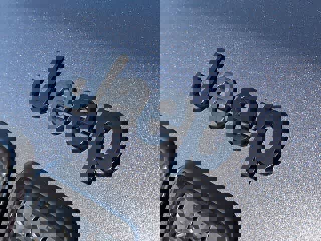 Used 2021 Jeep Cherokee Latitude Plus image 11