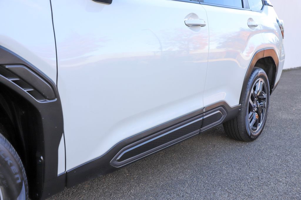 Used 2025 Subaru Forester Limited image 43