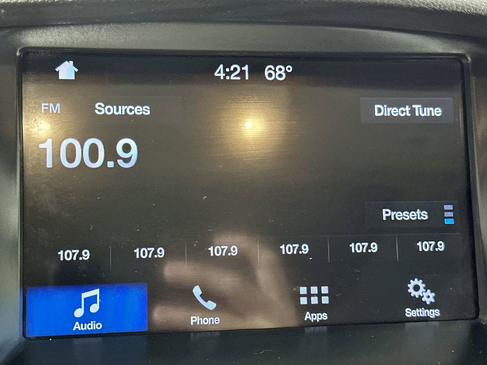 Used 2018 Ford Focus SEL w/ Cold Weather Package image 16