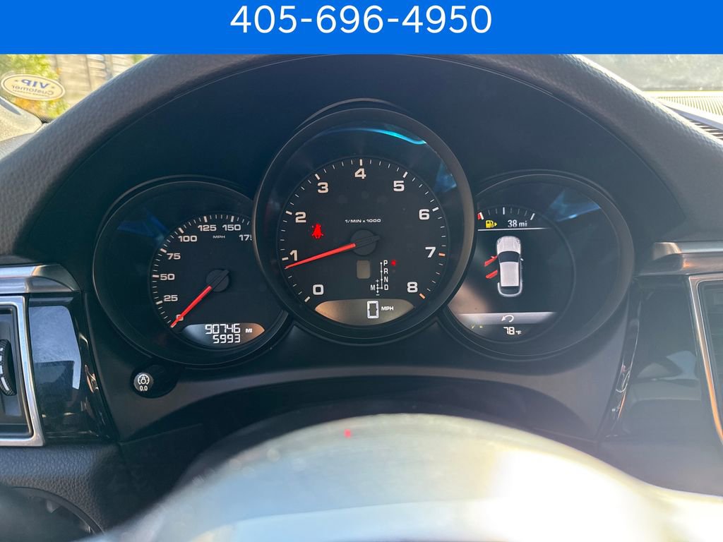 Used 2018 Porsche Macan AWD/4WD image 27