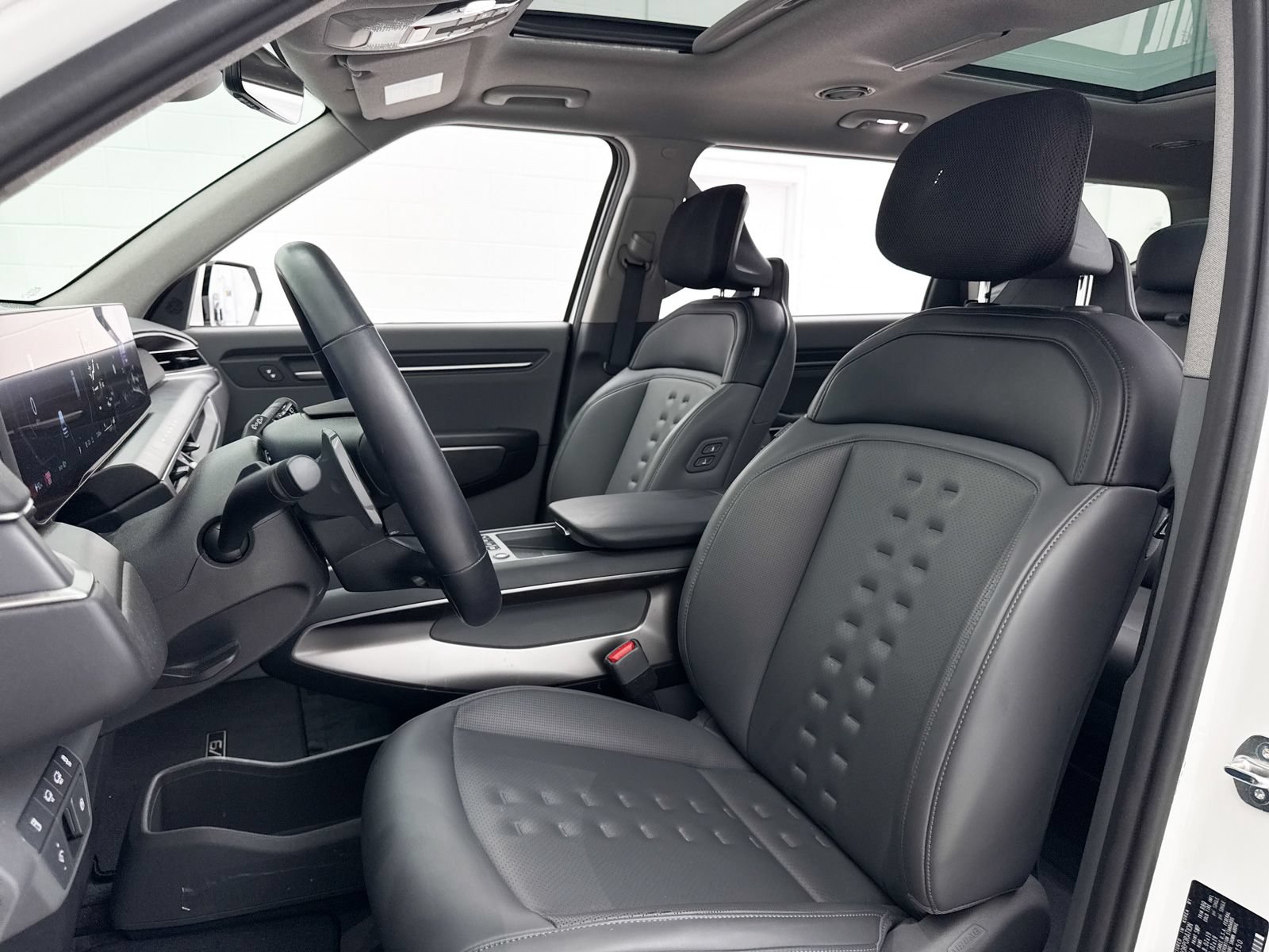 Certified 2024 Kia EV9 Wind AWD/4WD image 21