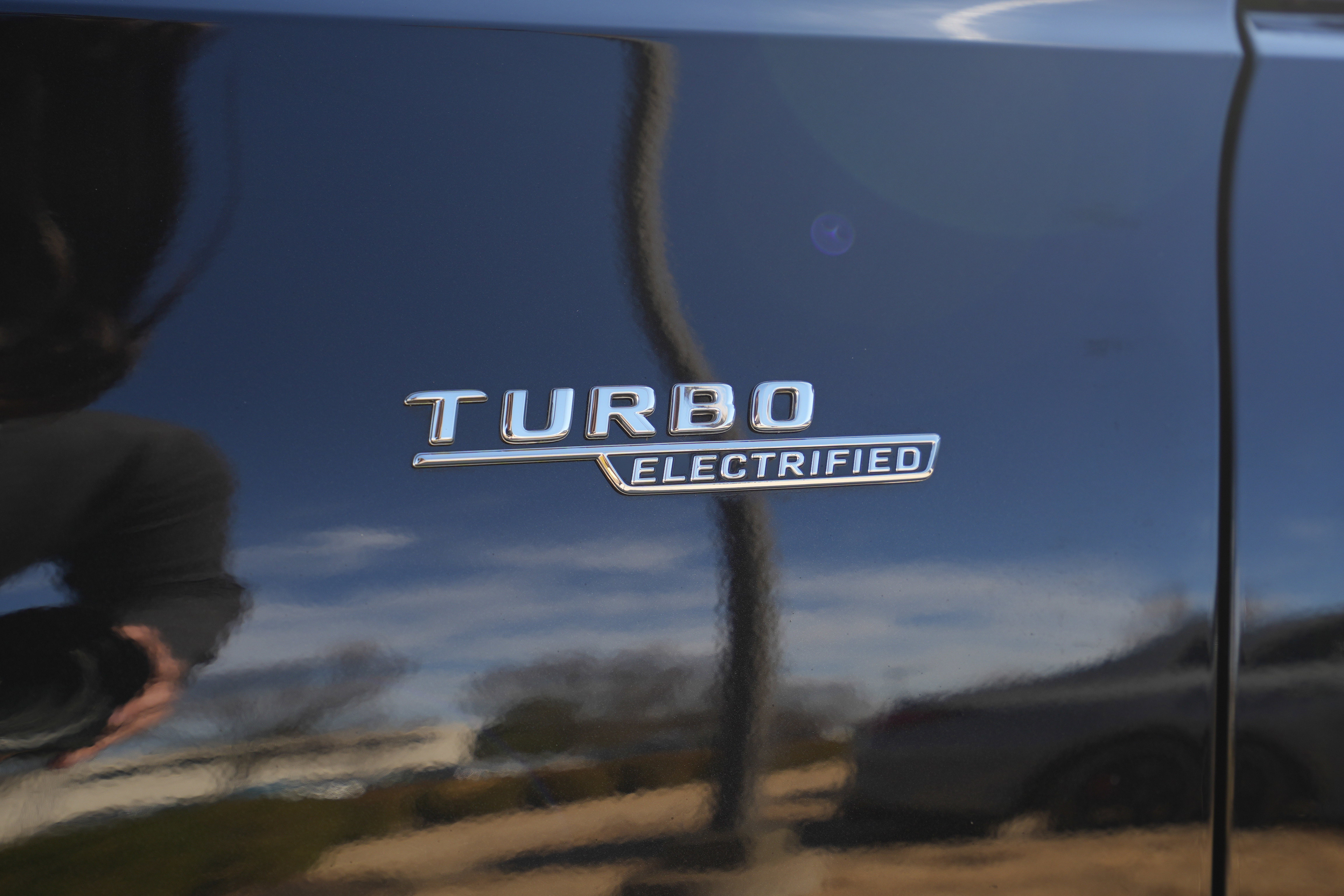 New 2026 Mercedes-Benz C 43 AMG 4MATIC Sedan image 13