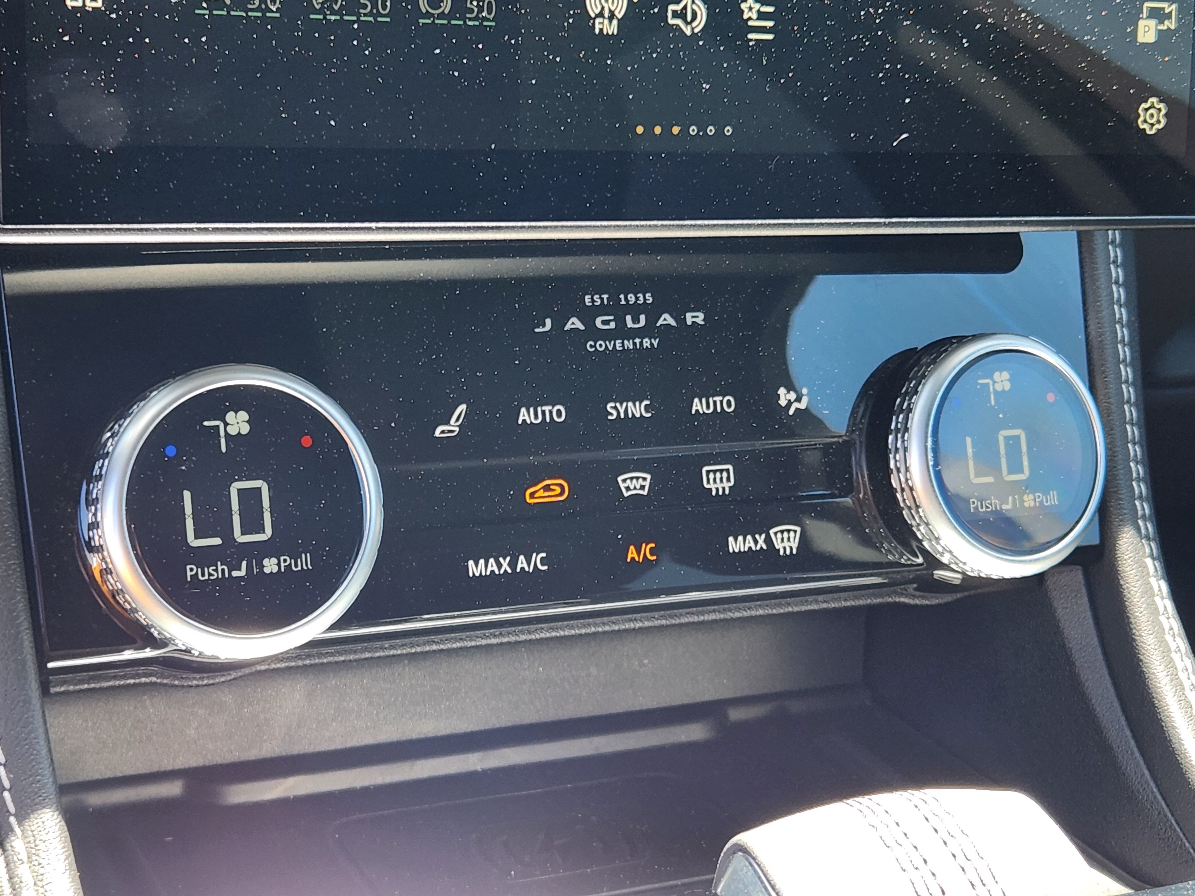 Certified 2024 Jaguar F-PACE R-Dynamic S AWD/4WD image 20