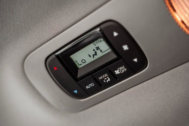 Used 2024 Honda Odyssey EX-L image 34