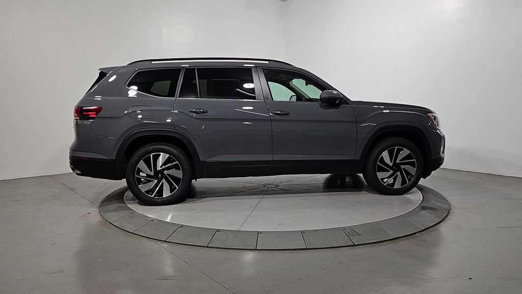 New 2026 Volkswagen Atlas SE image 6