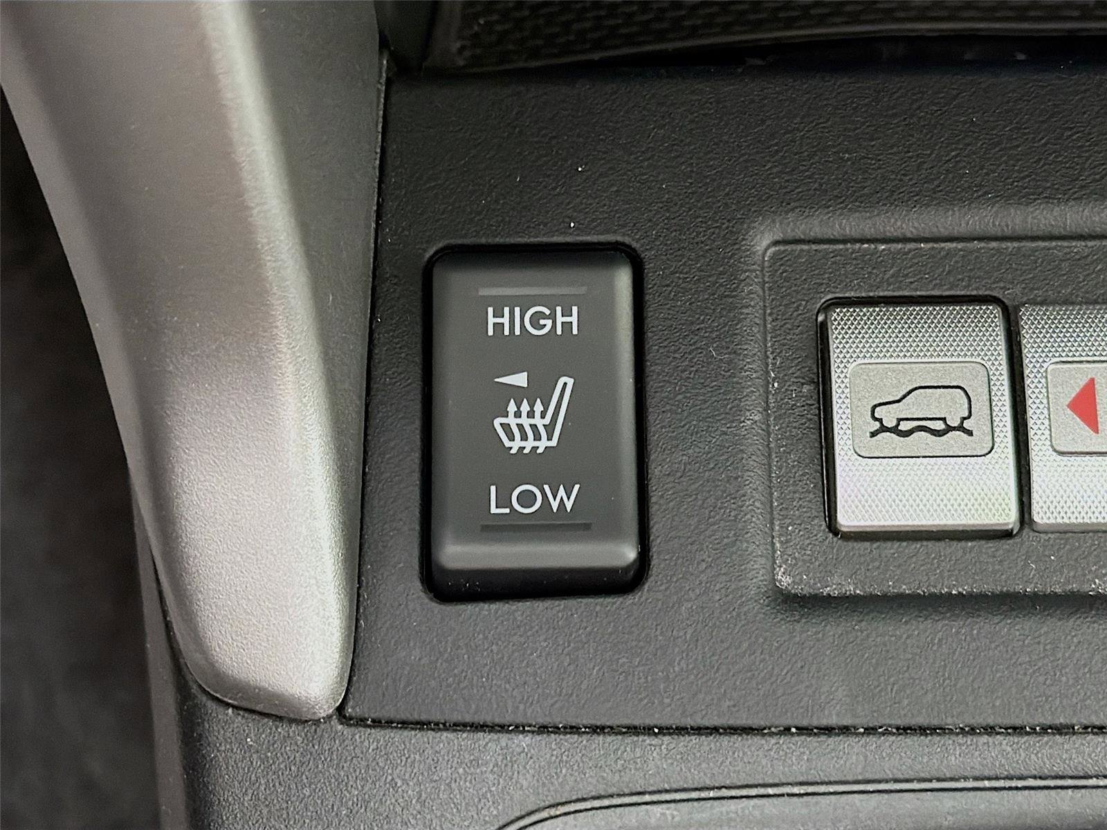 Used 2016 Subaru Forester 2.5i Touring w/ Eyesight & Navigation System image 23