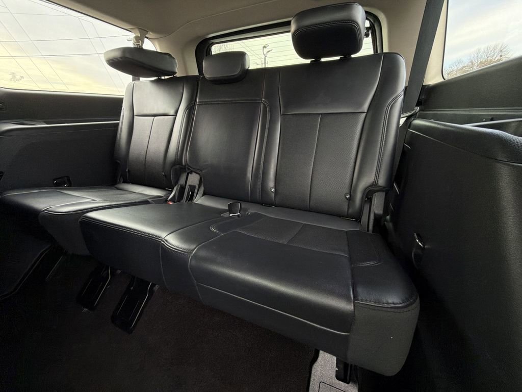 Used 2023 Ford Expedition Max XLT image 25