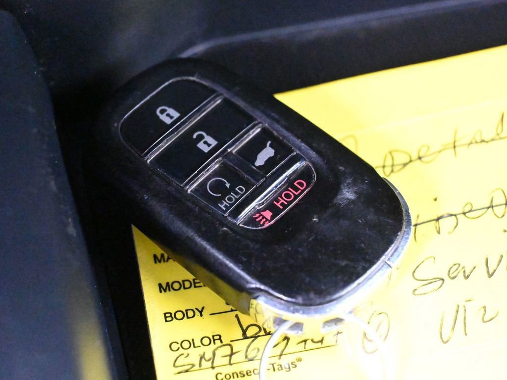 Used 2025 Honda HR-V Sport image 17