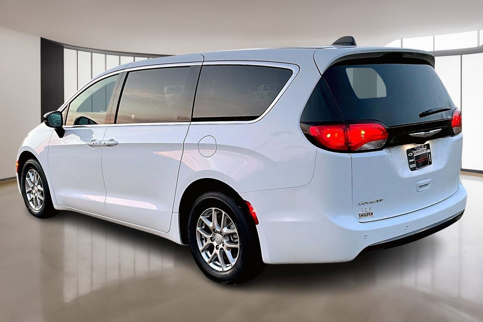 New 2026 Chrysler Voyager LX image 3