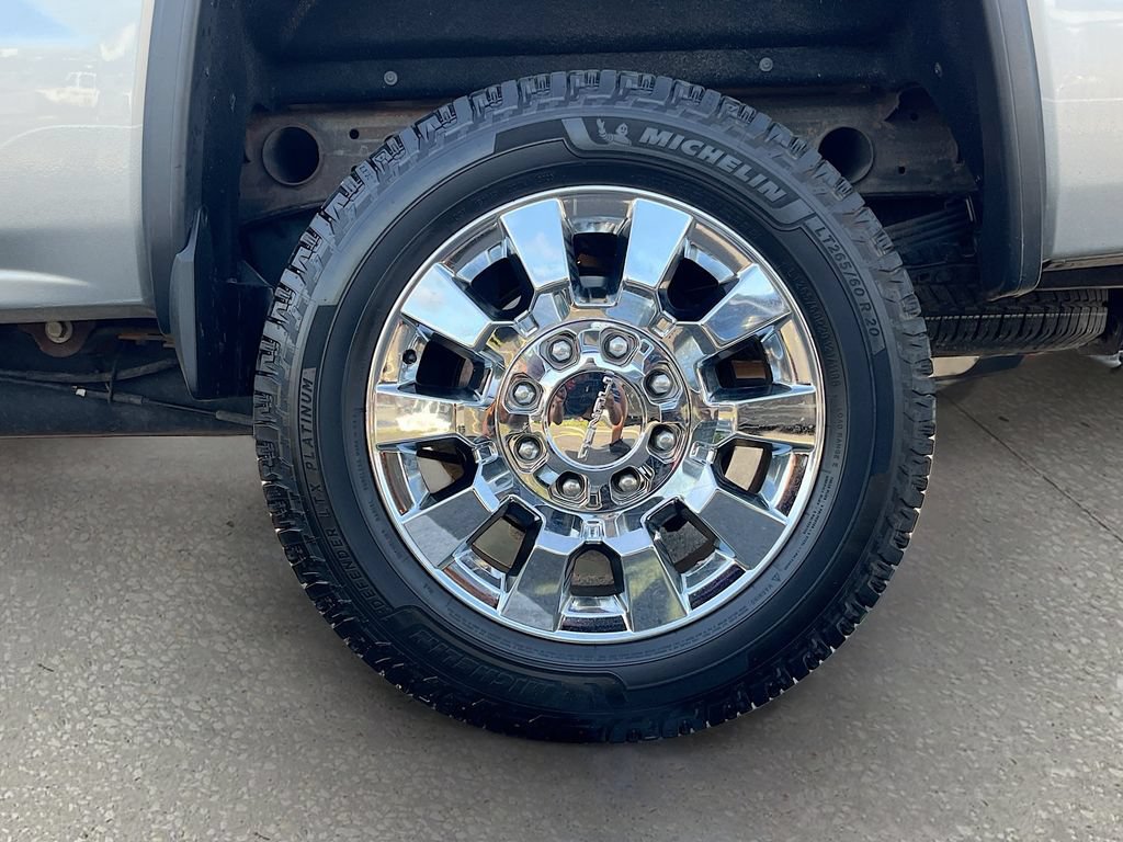 Used 2015 GMC Sierra 2500 SLT w/ Duramax Plus Package AWD/4WD image 31