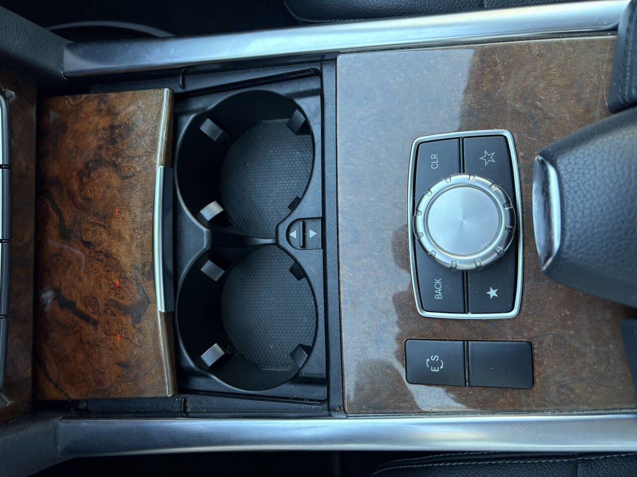 Used 2014 Mercedes-Benz E 250 BlueTEC Sedan image 26