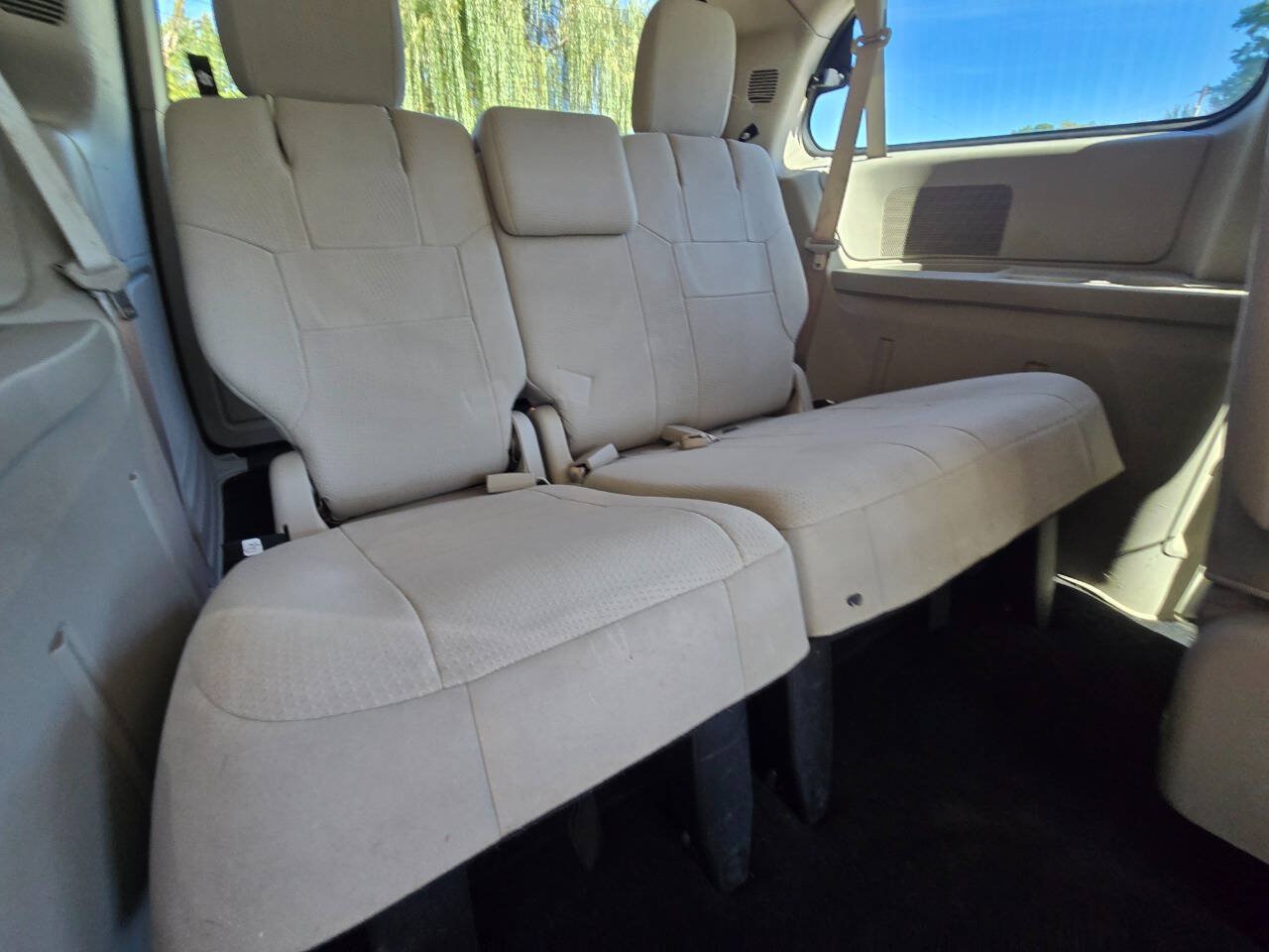 Used 2011 Dodge Grand Caravan Mainstreet w/ PWR Convenience Group FWD image 29