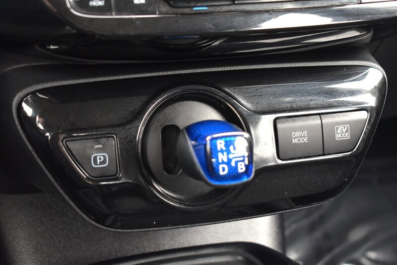 Used 2022 Toyota Prius LE FWD image 23