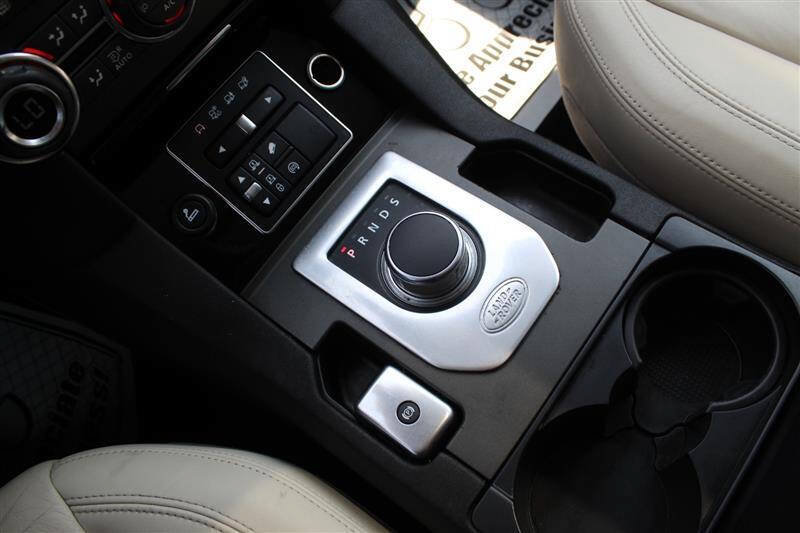 Used 2015 Land Rover LR4 HSE LUX AWD/4WD image 19