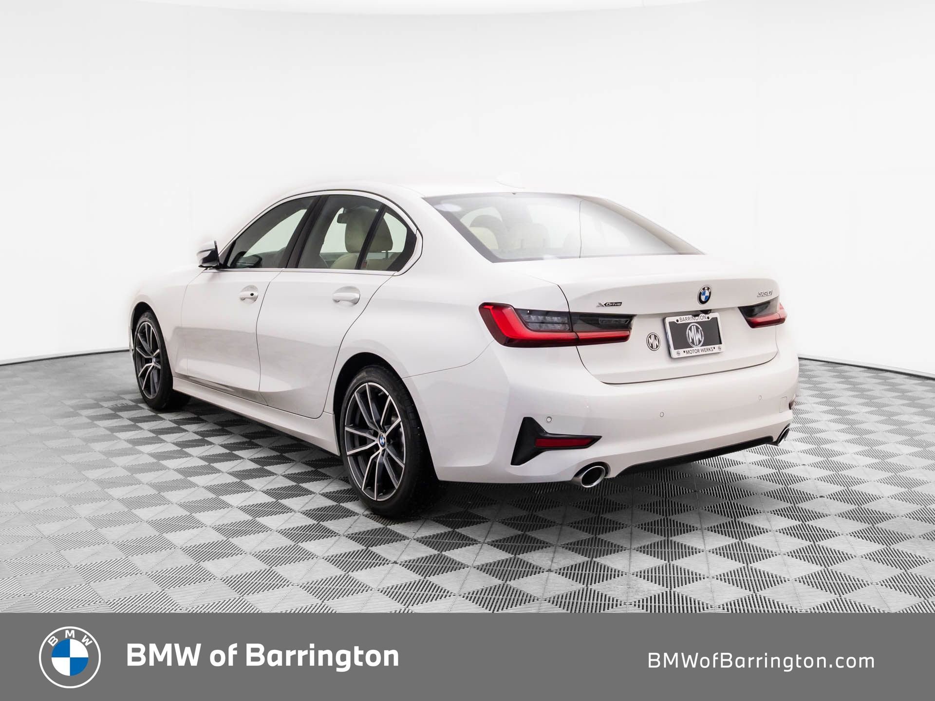 Used 2019 BMW 330i xDrive Sedan w/ Convenience Package image 3