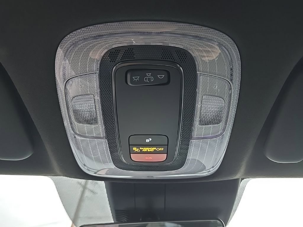 Certified 2025 Hyundai Elantra SEL image 19