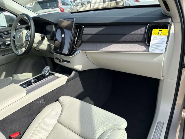 New 2026 Volvo XC90 B6 Ultra w/ Protection Package image 15