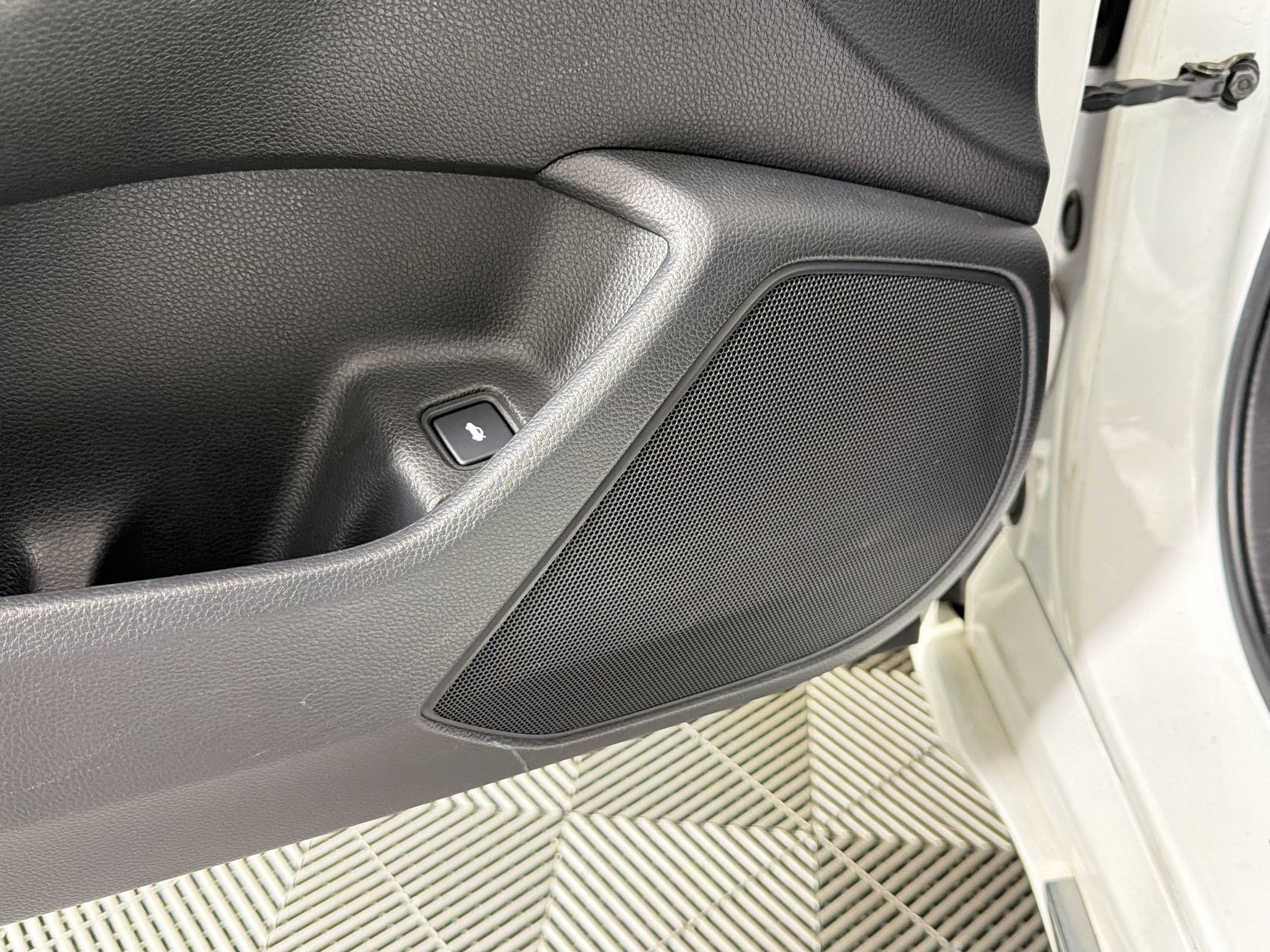 Used 2019 Honda Accord EX-L image 21