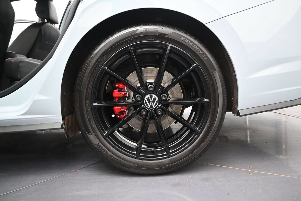 Used 2026 Volkswagen Jetta GLI Autobahn FWD image 14