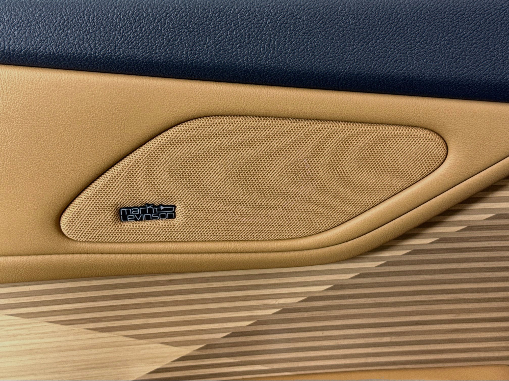 New 2026 Lexus ES 350e FWD image 20