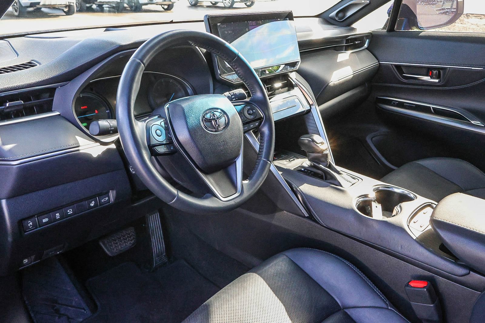 Used 2021 Toyota Venza Limited w/ Advanced Technology Package image 27